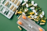 Are Multivitamins Worth It? Benefits, Risks, and Expert Advice